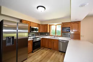 17910 Wedgewood Dr, Zumbrota, MN 55992 - Photo 7