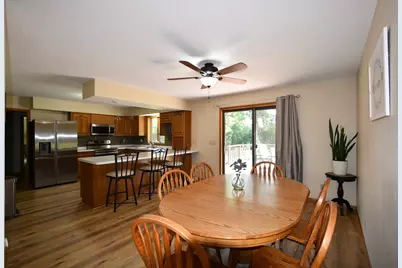 17910 Wedgewood Drive, Zumbrota, MN 55992 - Photo 9