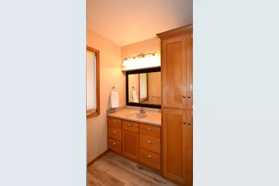 17910 Wedgewood Drive, Zumbrota, MN 55992 - Photo 21