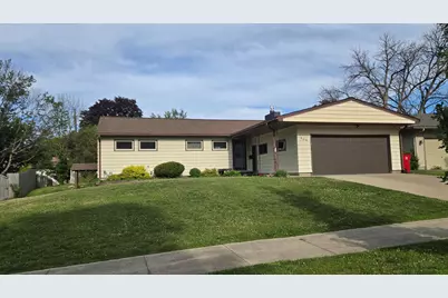 305 20th Street NW, Austin, MN 55912 - Photo 5
