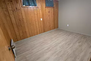 305 20th St NW, Austin, MN 55912 - Photo 21