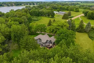 9125 Abbywood Rd, Chaska, MN 55318 - Photo 3