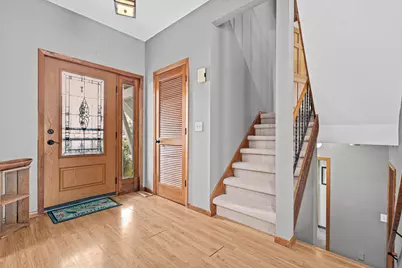 8955 Hilltop Drive, Saint Bonifacius, MN 55375 - Photo 15