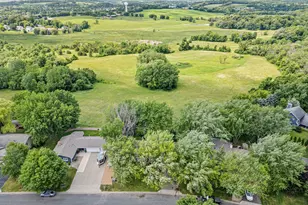 8955 Hilltop Dr, Saint Bonifacius, MN 55375 - Photo 39
