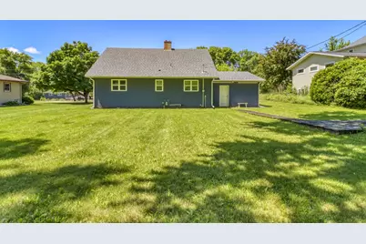 607 Maplewood Drive SE, Pelican Rapids, MN 56572 - Photo 5