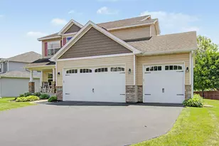 801 Yellowstone Trail, Waconia, MN 55387 - Photo 3