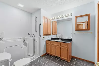14111 Essex Lane, Apple Valley, MN 55124 - Photo 11