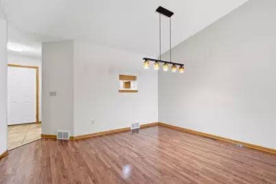 14111 Essex Lane, Apple Valley, MN 55124 - Photo 5