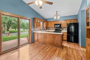 9 Shady Way, Circle Pines, MN 55014 - Photo 9