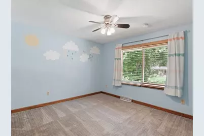 9331 Cedar Forest Road, Eden Prairie, MN 55347 - Photo 25