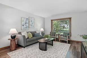 9331 Cedar Forest Rd, Eden Prairie, MN 55347 - Photo 13