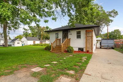 304 20th Street NW, Faribault, MN 55021 - Photo 5