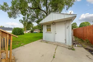 304 20th St NW, Faribault, MN 55021 - Photo 41