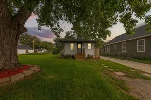 304 20th St NW, Faribault, MN 55021 - Photo 3