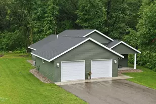 2013 E Oak Knoll Dr NE, Alexandria, MN 56308 - Photo 3
