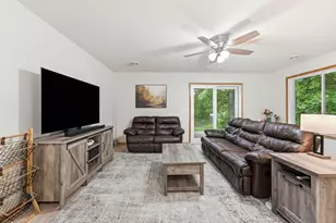 2013 E Oak Knoll Dr NE, Alexandria, MN 56308 - Photo 15