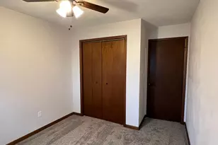 703 S 3rd St, Ellendale, MN 56026 - Photo 29