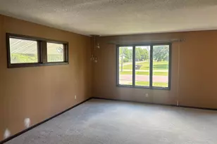 590 Lakeview Rd, Heron Lake, MN 56137 - Photo 7