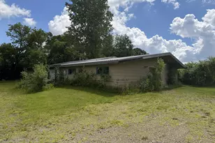 102 Clinton St S, Almena, WI 54805 - Photo 1
