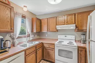 5473 E Brenner Pass, Fridley, MN 55432 - Photo 9