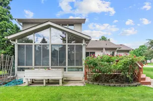 3901 Foxglove Ct N, Brooklyn Park, MN 55443 - Photo 9