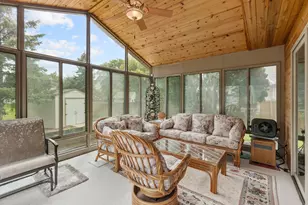 3901 Foxglove Ct N, Brooklyn Park, MN 55443 - Photo 17