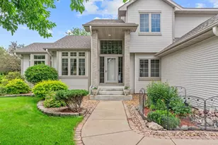 3901 Foxglove Ct N, Brooklyn Park, MN 55443 - Photo 7