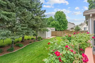 3901 Foxglove Ct N, Brooklyn Park, MN 55443 - Photo 15