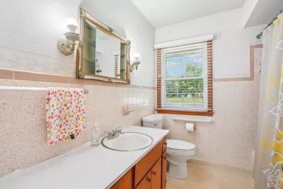 8438 Park Avenue S, Bloomington, MN 55420 - Photo 21