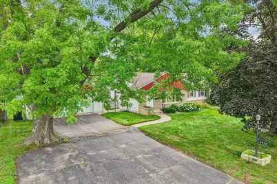 8438 Park Avenue S, Bloomington, MN 55420 - Photo 45
