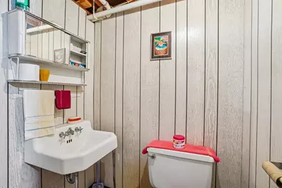 8438 Park Avenue S, Bloomington, MN 55420 - Photo 35