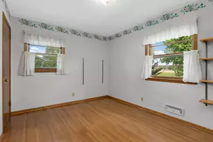 6927 Dupont Ave N, Brooklyn Center, MN 55430 - Photo 17