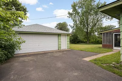 6927 Dupont Avenue N, Brooklyn Center, MN 55430 - Photo 23