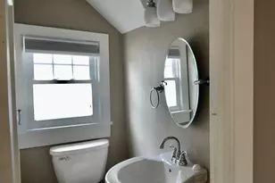 910 7th St N, Fargo, ND 58102 - Photo 17