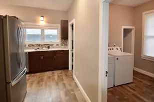 910 7th St N, Fargo, ND 58102 - Photo 11