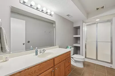1860 Spinaker Drive, Woodbury, MN 55125 - Photo 27