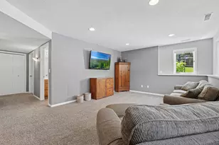 1860 Spinaker Dr, Woodbury, MN 55125 - Photo 33