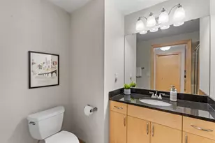 215 10th Ave S, Minneapolis, MN 55415 - Photo 13