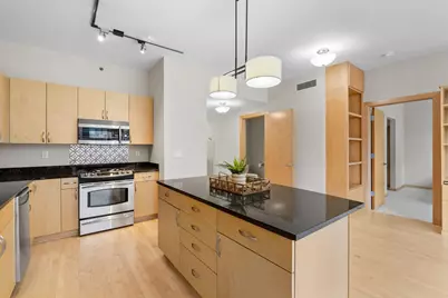 215 10th Avenue S #533, Minneapolis, MN 55415 - Photo 11