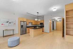 215 10th Ave S, Minneapolis, MN 55415 - Photo 5