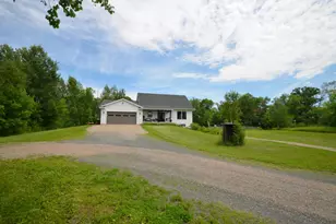 28615 Quail Rd, Shafer, MN 55074 - Photo 11
