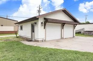 122 E Rice St, Owatonna, MN 55060 - Photo 37