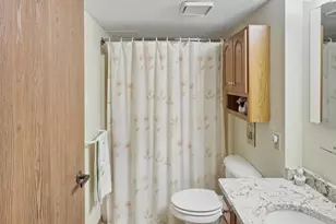 2601 Kenzie Terrace, Saint Anthony, MN 55418 - Photo 13
