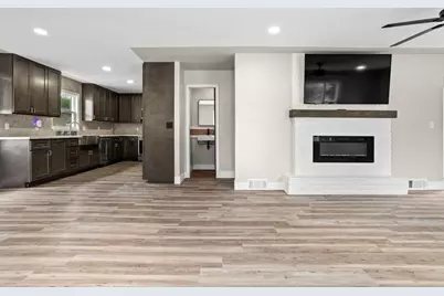1601 11th Street N, Fargo, ND 58102 - Photo 11