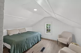 1069 Minnehaha Ave W, Saint Paul, MN 55104 - Photo 21