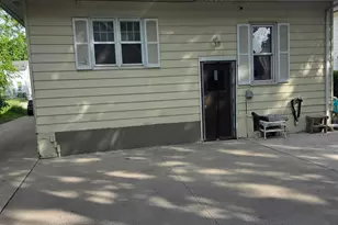 1310 5th Ave, Worthington, MN 56187 - Photo 3