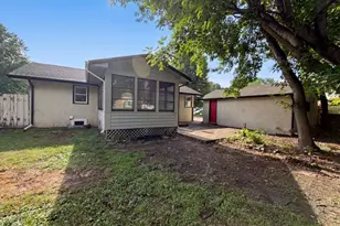 6180 6th St NE, Fridley, MN 55432 - Photo 5