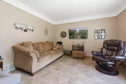 413 Orchard View Drive, La Crescent, MN 55947 - Photo 3
