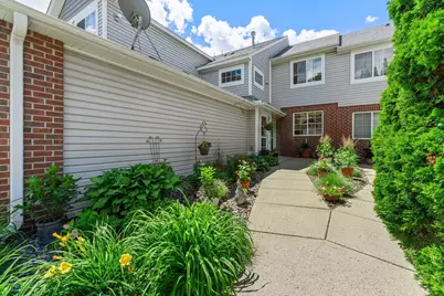 11692 Langford Circle, Burnsville, MN 55337 - Photo 3