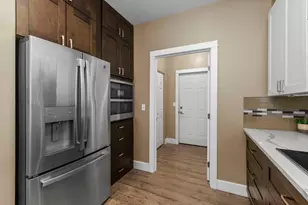 11692 Langford Cir, Burnsville, MN 55337 - Photo 11